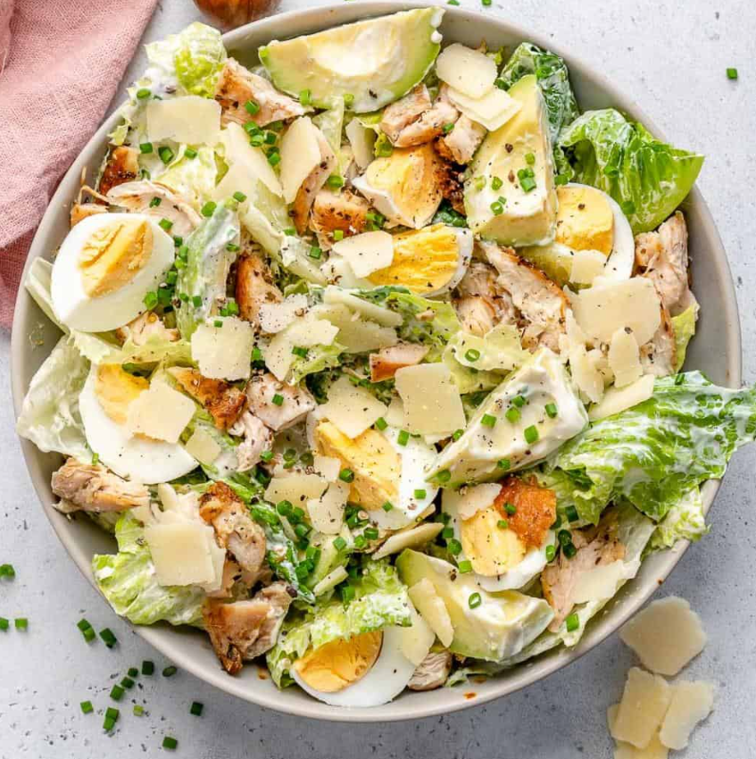 5 Tips for Making a Healthier Caesar Salad