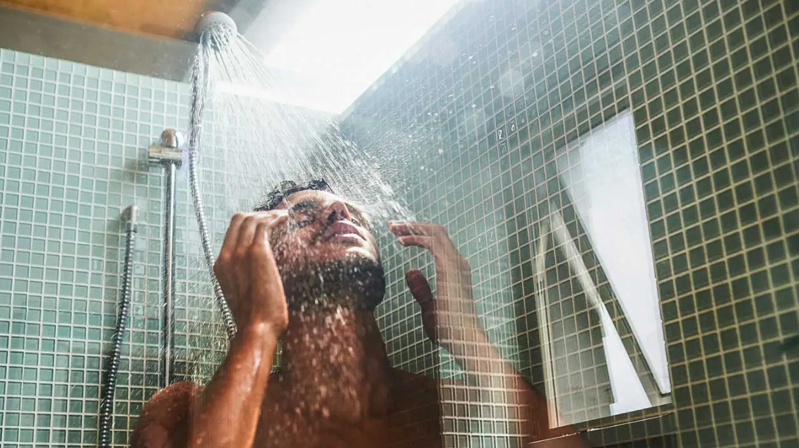 The Benefits of Cold Showers for Weight Loss and More